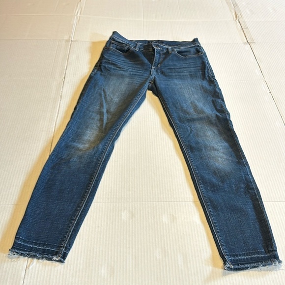 Lucky Brand Brooke Capri denim blue jeans w pockets front & back zipper front - Picture 1 of 13